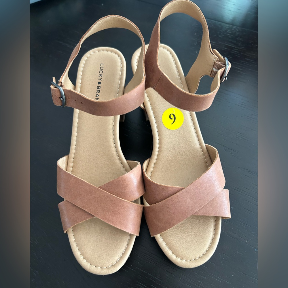 Lucky Brand Women's Brown Strappy Sandals